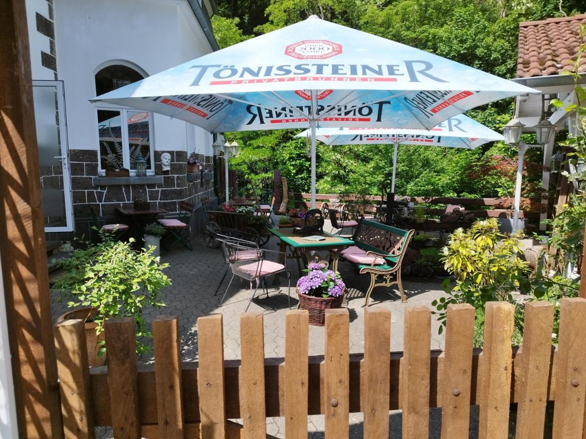Schmoekermuehle Bed and Breakfast Andernach Exteriör bild